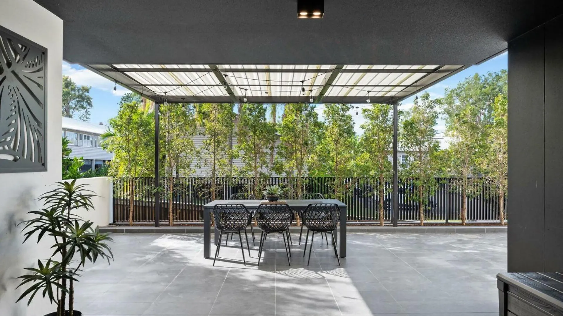 Apartment Queen Windsor Brisbane Australia